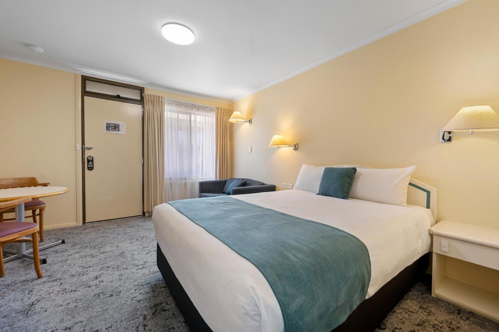 Comfort 3* Devonport